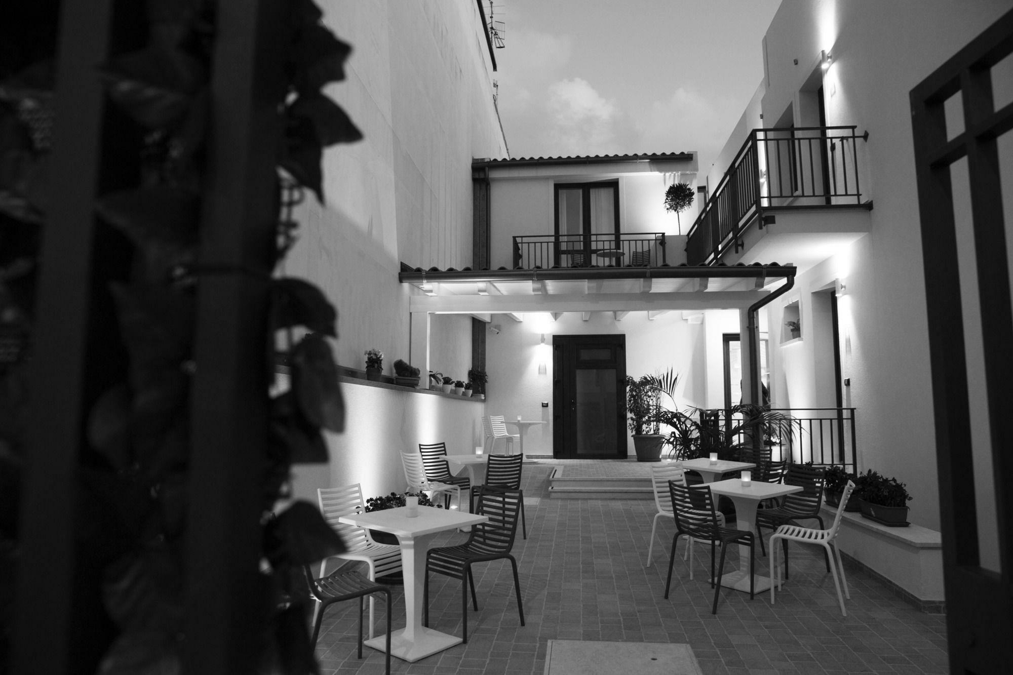 Hotel Perla Gaia San Vito Lo Capo Exterior photo